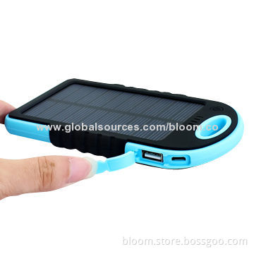 5,000mAh Solar Power Bank for Travelling Use with Dual-USB Output